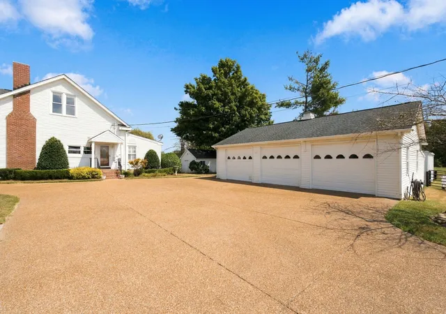 Photo 4 of Single family home for sale at 8954 Horton Hwy, College Grove, TN 37046 | MLS# 3597766 | Listing updated on 2026-09-24