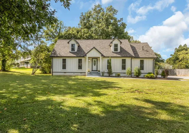 Photo 1 of Single family home for sale at 3354 Vapor Trl, Murfreesboro, TN 37127 | MLS# 3594190 | Listing updated on 2026-09-21
