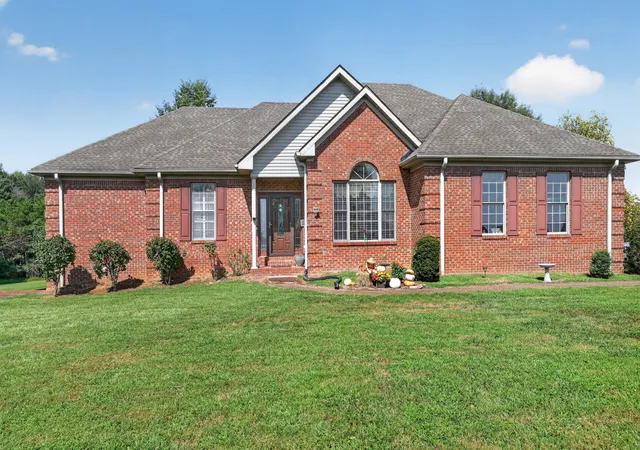 Single family home for sale at 12500 Franklin Rd, Franklin, KY 42134 | MLS# 3594208