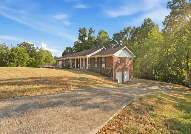 Photo 3 of Single family home for sale at 2387 Gale Ln, Chattanooga, TN 37421 | MLS# 3594195 | Listing updated on 2026-09-22