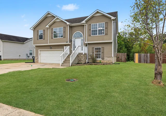 Photo 1 of Single family home for sale at 1361 Mutual Dr, Clarksville, TN 37042 | MLS# 3598584 | Listing updated on 2026-09-24