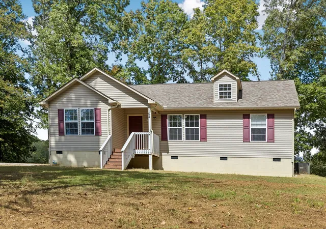 Photo 1 of Single family home for sale at 154 E Beasley Rd, Lawrenceburg, TN 38464 | MLS# 3594571 | Listing updated on 2026-10-09