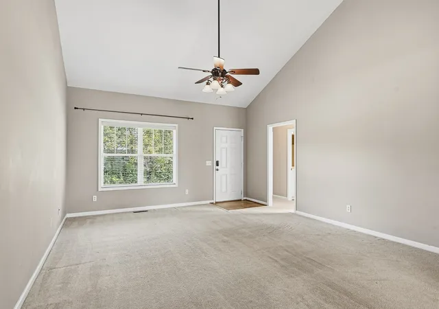 Photo 3 of Single family home for sale at 11 Mackay Ln, Cookeville, TN 38506 | MLS# 3598091 | Listing updated on 2026-09-23