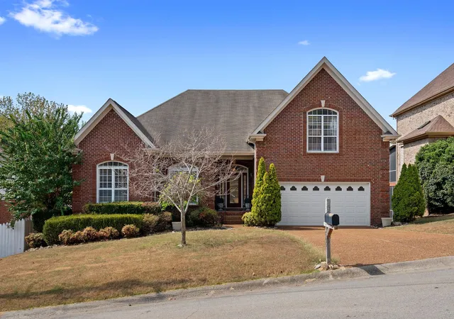 Single family home for sale at 805 Huntwood Pl, Nashville, TN 37221 | MLS# 3610264