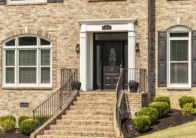 Photo 3 of Single family home for sale at 102 Fairlake Ct, Hendersonville, TN 37075 | MLS# 3596241 | Listing updated on 2026-09-23