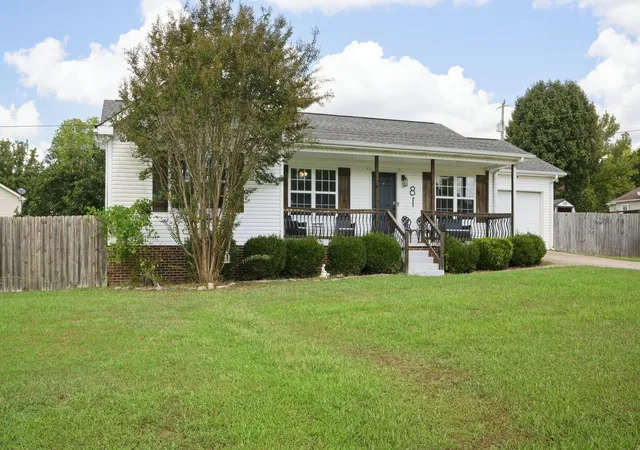 Photo 3 of Single family home for sale at 81 Patterson Cir, Mc Ewen, TN 37101 | MLS# 3594527 | Listing updated on 2026-09-19