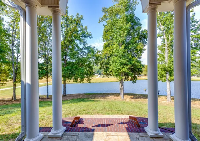 Photo 1 of Sale Pending at 545 Longbranch Rd, Hohenwald, TN 38462 | MLS# 3598472 | Listing updated on 2026-10-09