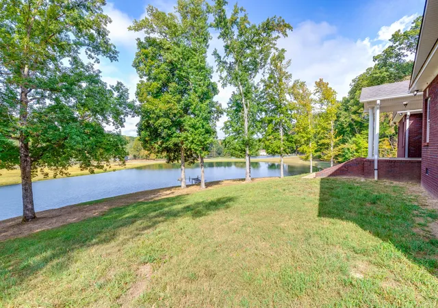 Photo 3 of Sale Pending at 545 Longbranch Rd, Hohenwald, TN 38462 | MLS# 3598472 | Listing updated on 2026-10-09
