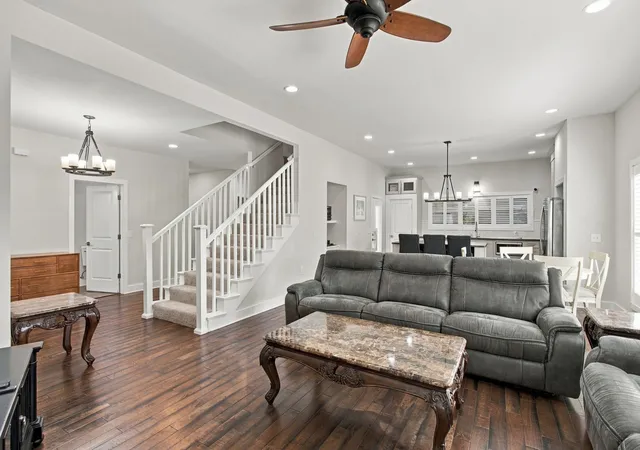 Photo 4 of Single family home for sale at 1208 Wiltshire Ct, Columbia, TN 38401 | MLS# 3597320 | Listing updated on 2026-09-21