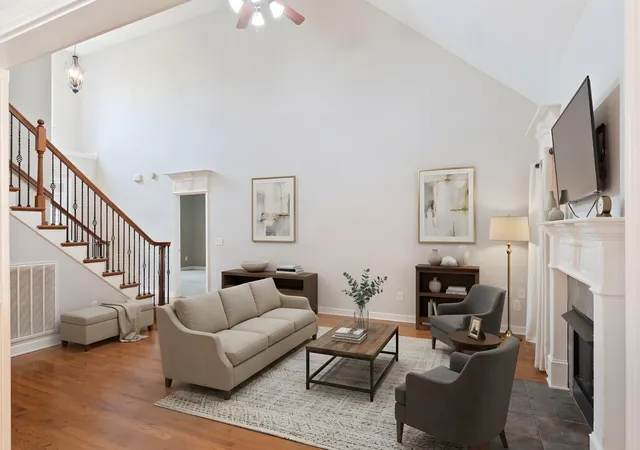 Photo 2 of Single family home for sale at 135 Ridgebend Dr, Murfreesboro, TN 37128 | MLS# 3604095 | Listing updated on 2026-10-11