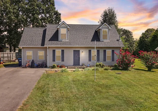 Photo 1 of Single family home for sale at 242 Antler Dr, Murfreesboro, TN 37130 | MLS# 3598978 | Listing updated on 2026-09-25