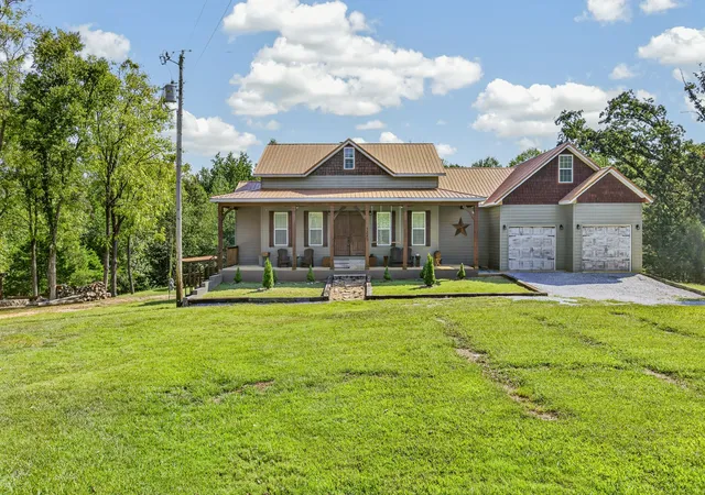 Single family home for sale at 7240 Hook Ridge Rd, Monroe, TN 38573 | MLS# 3594588