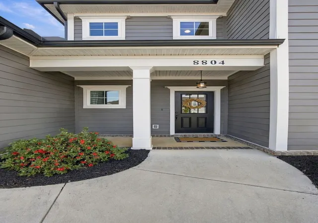 Photo 3 of Single family home for sale at 8804 Knolling Loop, Ooltewah, TN 37363 | MLS# 3594467 | Listing updated on 2026-09-21