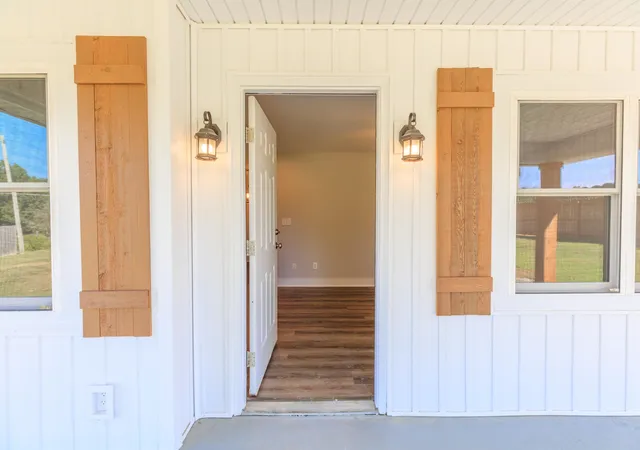 Photo 4 of Single family home for sale at 679 Arnold Ln, La Fayette, GA 30728 | MLS# 3594468 | Listing updated on 2026-10-09