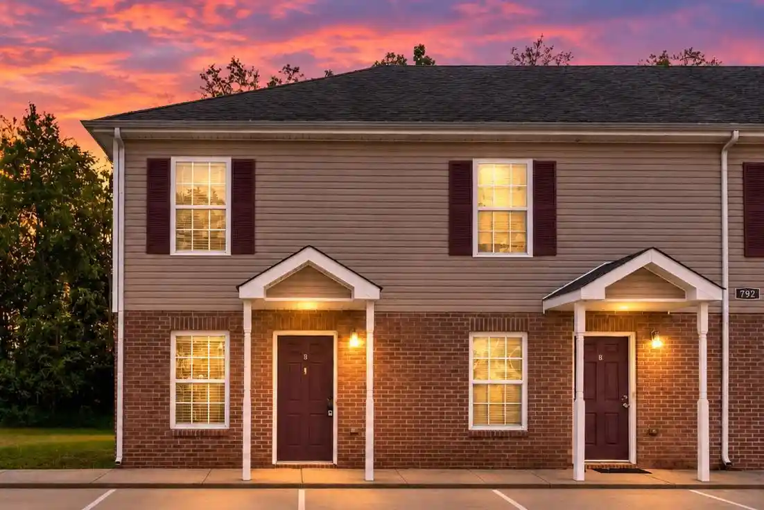 Listing Photo 2 - Condo for sale in 792 Cherrybark Ln located at 792 Cherrybark Ln, Clarksville, TN 37040 - Unit 792 Cherrybark Ln