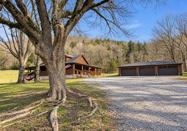 Photo 3 of Land for sale at 1528 Knob Crk Rd, Celina, TN 38551 | MLS# 3603541 | Listing updated on 2026-10-01