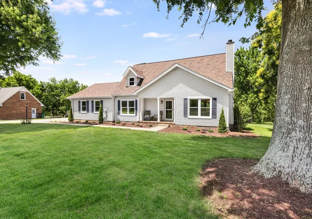 Photo 43 of Single family home for sale at 1208 Newmans Trl, Hendersonville, TN 37075 | MLS# 3594532 | Listing updated on 2026-09-29