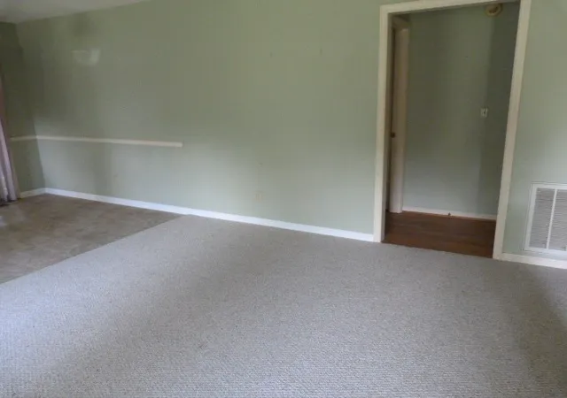 Photo 3 of Single family home for sale at 127 Bradbury Ct, Tullahoma, TN 37388 | MLS# 3594553 | Listing updated on 2026-09-21