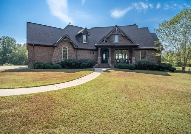 Photo 1 of Single family home for sale at 305 State Line Rd, Saint Joseph, TN 38481 | MLS# 3598770 | Listing updated on 2026-10-05
