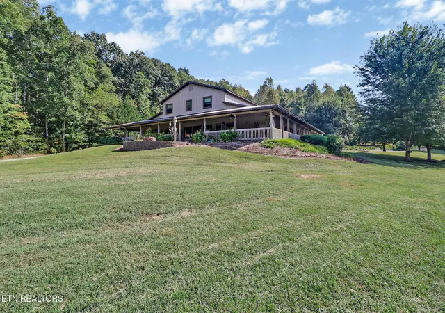 Photo 2 of Single family home for sale at 1546 Earl Jones Rd, Crossville, TN 38555 | MLS# 3594523 | Listing updated on 2026-09-22