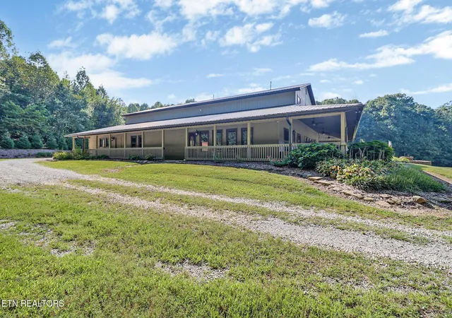 Photo 3 of Single family home for sale at 1546 Earl Jones Rd, Crossville, TN 38555 | MLS# 3594523 | Listing updated on 2026-09-22