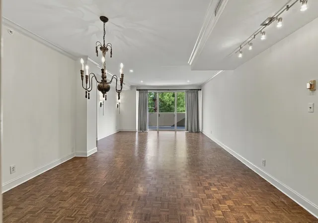 Listing Photo 1 - Condo for sale in building located at 105 Leake Ave, Nashville, TN 37205 - Unit #25