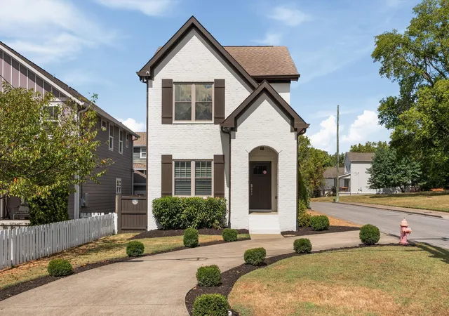 Photo 4 of Single family home for sale at 1413 Straightway Ave, Nashville, TN 37206 | MLS# 3601880 | Listing updated on 2026-10-25
