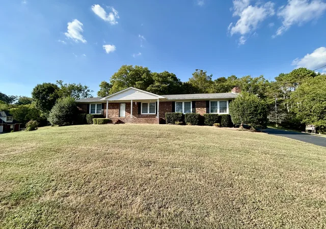 Photo 1 of Single family home for sale at 2022 Joann St, Pulaski, TN 38478 | MLS# 3594576 | Listing updated on 2026-10-05