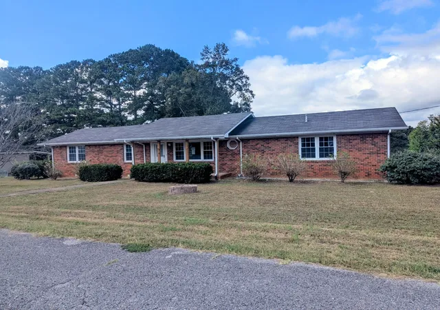 Photo 3 of Single family home for sale at 505 Kindel Dr, Decherd, TN 37324 | MLS# 3594630 | Listing updated on 2026-10-05
