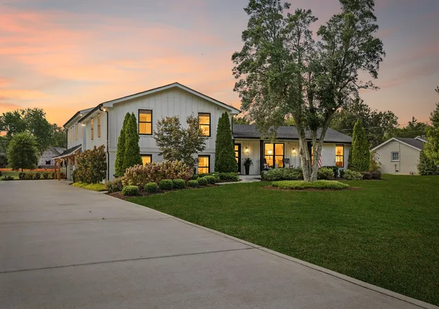 Single family home for sale at 513 Mansion Dr, Brentwood, TN 37027 | MLS# 3594629