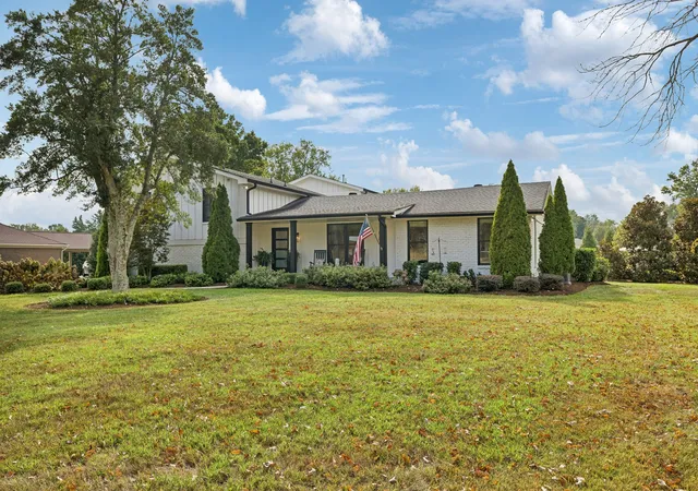 Photo 4 of Single family home for sale at 513 Mansion Dr, Brentwood, TN 37027 | MLS# 3594629 | Listing updated on 2026-10-05
