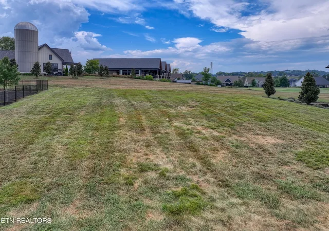 Photo 2 of Land for sale at 397 Old Barn Ln, Loudon, TN 37774 | MLS# 3602242 | Listing updated on 2026-09-29