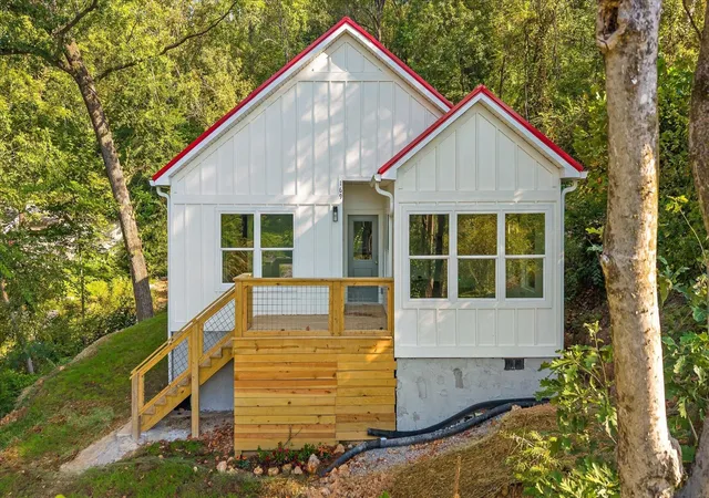 Photo 1 of Single family home for sale at 169 Dal Brown Rd, Chattanooga, TN 37405 | MLS# 3594613 | Listing updated on 2026-09-25