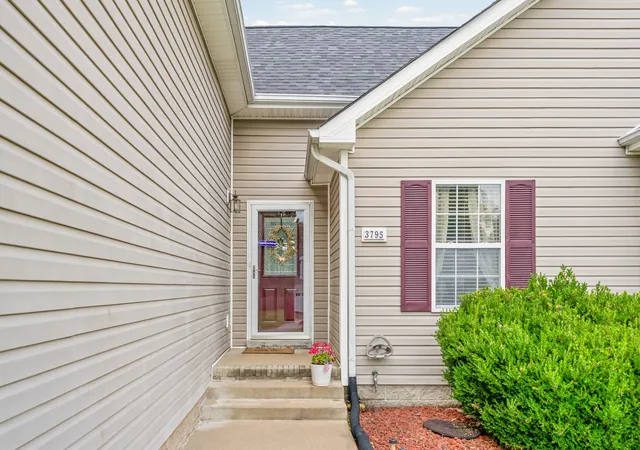 Photo 3 of Single family home for sale at 3795 Madeline Ct, Clarksville, TN 37042 | MLS# 3595310 | Listing updated on 2026-09-22