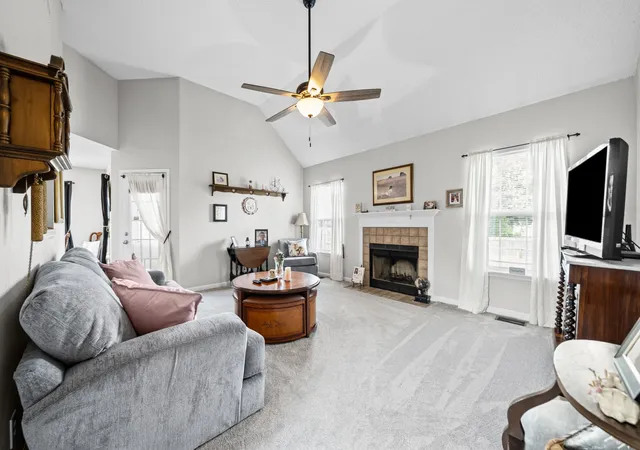 Photo 4 of Single family home for sale at 3795 Madeline Ct, Clarksville, TN 37042 | MLS# 3595310 | Listing updated on 2026-09-22