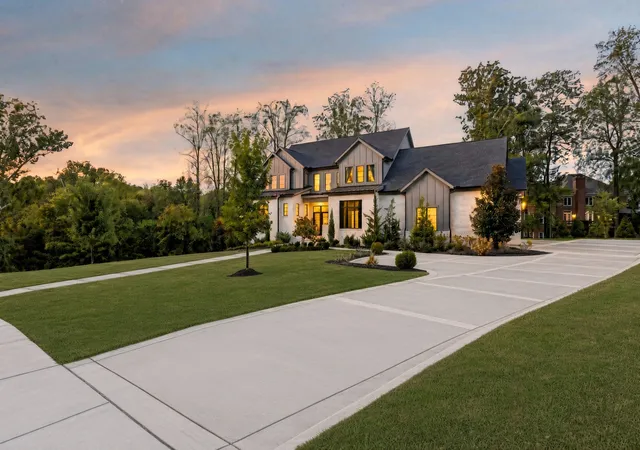 Photo 1 of Single family home for sale at 9512 Edenbrook Ct, Brentwood, TN 37027 | MLS# 3598415 | Listing updated on 2026-10-16