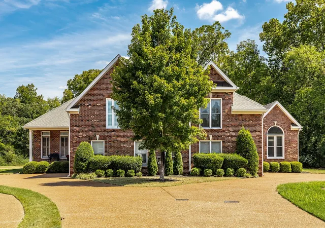 Photo 3 of Single family home for sale at 246 Stoners Glen Ct, Hermitage, TN 37076 | MLS# 3595505 | Listing updated on 2026-10-07