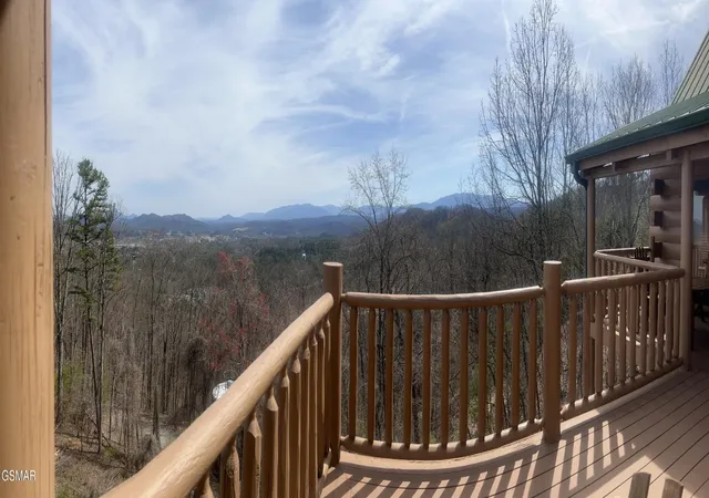 Photo 3 of Single family home for sale at 3221 Engle Town Rd, Sevierville, TN 37862 | MLS# 3595022 | Listing updated on 2026-10-03