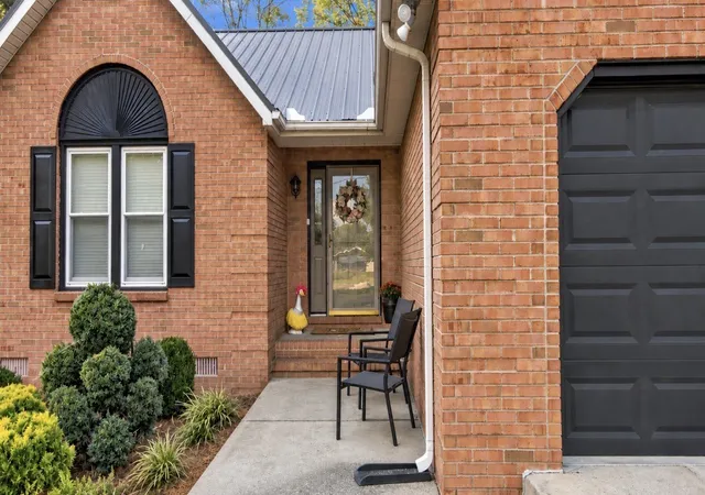 Photo 3 of Single family home for sale at 268 Timberlake Dr, Estill Springs, TN 37330 | MLS# 3596104 | Listing updated on 2026-09-23