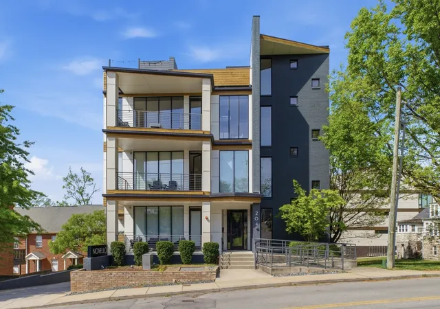 Photo 3 of Condo for sale at 204 Acklen Park Dr #103, Nashville, TN 37203 | MLS# 3598027 | Listing updated on 2026-10-01