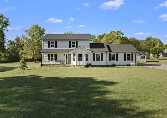 Photo 1 of Single family home for sale at 4737 Spring Cvs Dr, Murfreesboro, TN 37128 | MLS# 3613029 | Listing updated on 2026-10-08