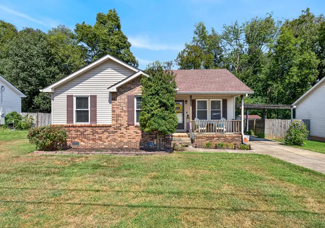 Photo 1 of Single family home for sale at 217 Westlynn Dr, Lebanon, TN 37087 | MLS# 3597414 | Listing updated on 2026-09-22