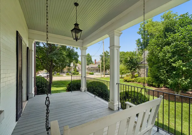 Photo 4 of Single family home for sale at 243 3rd Avenue S, Franklin, TN 37064 | MLS# 3597423 | Listing updated on 2026-09-26