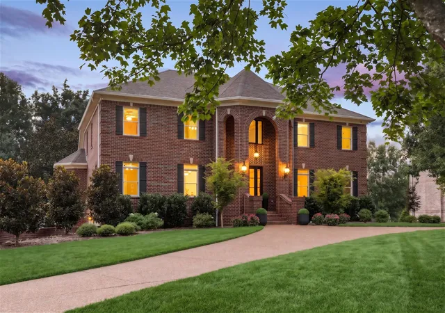 Photo 2 of Mansion for sale at 9429 Weatherly Dr, Brentwood, TN 37027 | MLS# 3598979 | Listing updated on 2026-09-30