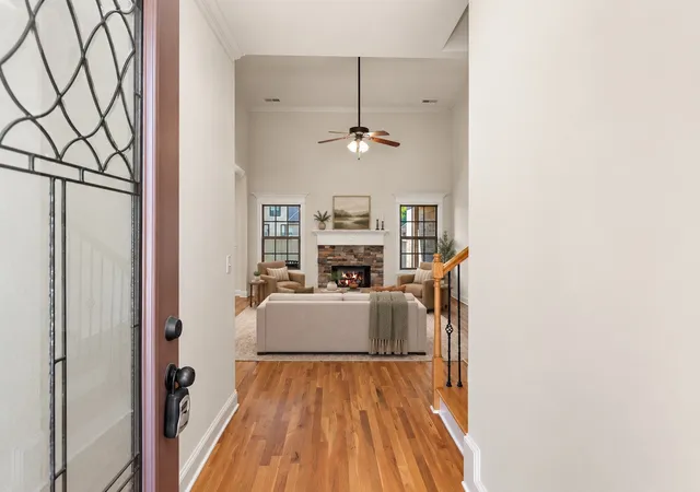 Photo 1 of Single family home for sale at 5233 Honeybee Dr, Murfreesboro, TN 37129 | MLS# 3596166 | Listing updated on 2026-09-19