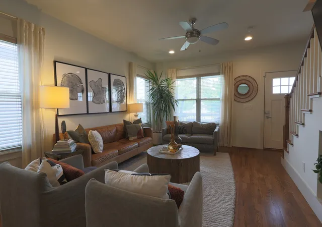 Photo 2 of Single family home for sale at 920a Elvira Ave, Nashville, TN 37216 | MLS# 3602905 | Listing updated on 2026-10-02