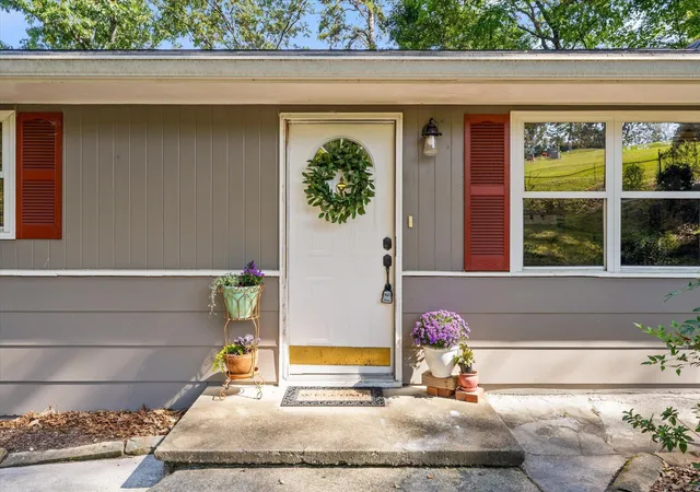 Photo 2 of Single family home for sale at 2211 Dividing Ridge Cemetery Rd, Soddy Daisy, TN 37379 | MLS# 3595776 | Listing updated on 2026-10-04