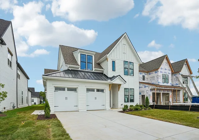 Photo 3 of Single family home for sale at 5726 Sagebrush Dr, Murfreesboro, TN 37129 | MLS# 3595973 | Listing updated on 2026-10-04