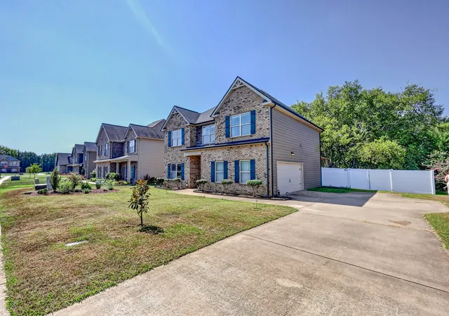 Photo 2 of Single family home for sale at 2434 Turtle Trce, Murfreesboro, TN 37127 | MLS# 3596184 | Listing updated on 2026-09-22