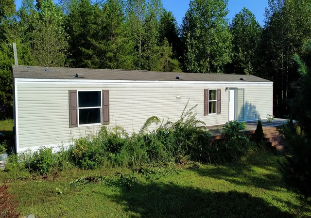 Photo 4 of Manufactured home for sale at 106 Swafford Rd, Spring City, TN 37381 | MLS# 3596521 | Listing updated on 2026-09-20